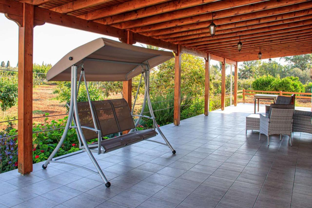 Berryrose Villa เปร์โวเลีย ภายนอก รูปภาพ