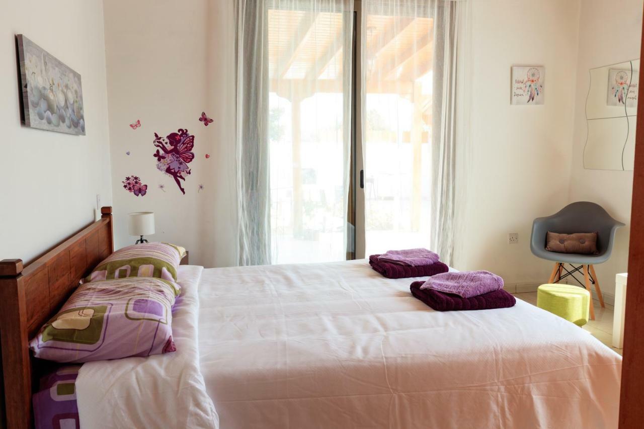 Berryrose Villa เปร์โวเลีย ภายนอก รูปภาพ